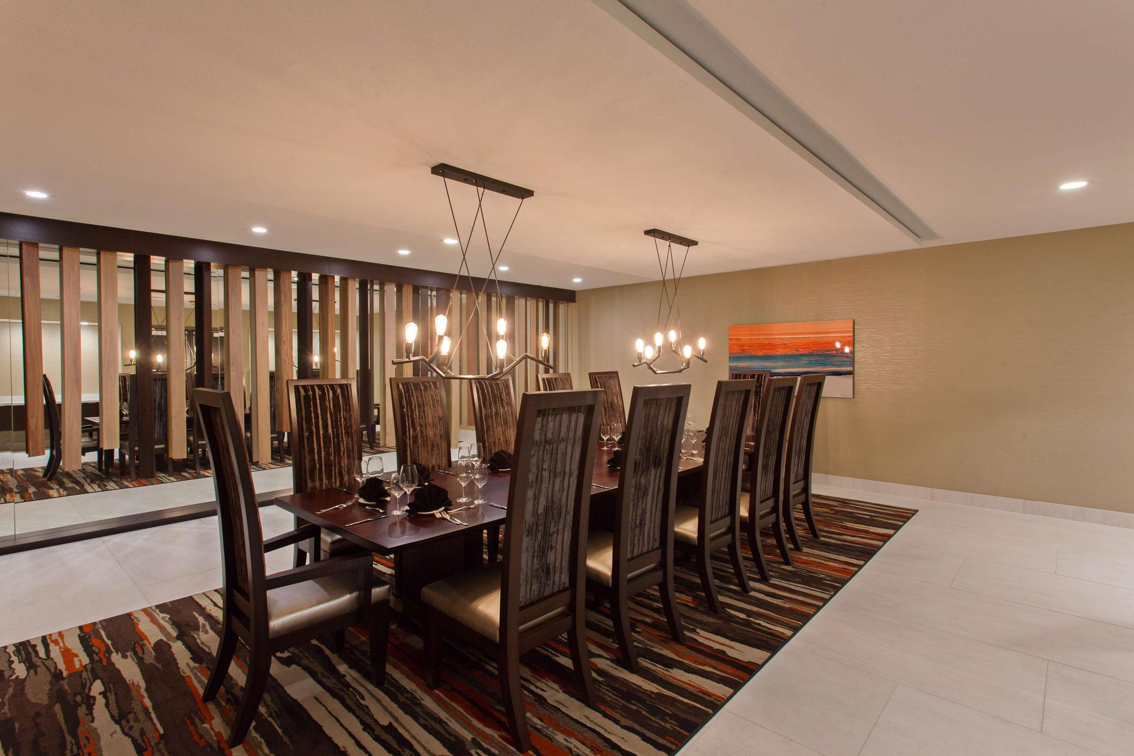 מלון Doubletree By Hilton סן ברנרדינו מראה חיצוני תמונה